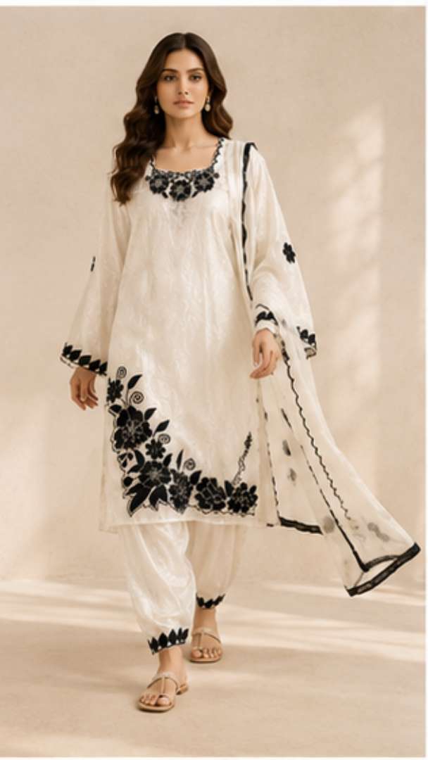 Maryam Farsi Salwar Pakistani Suit - MUDNAAZ Fashion - view 7